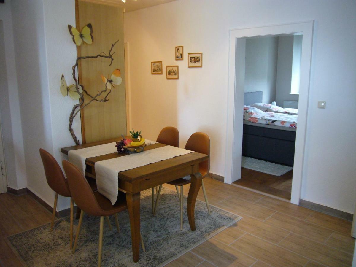 Ferienwohnung Im Alten Schulhaus - Keine Monteure Plech 外观 照片
