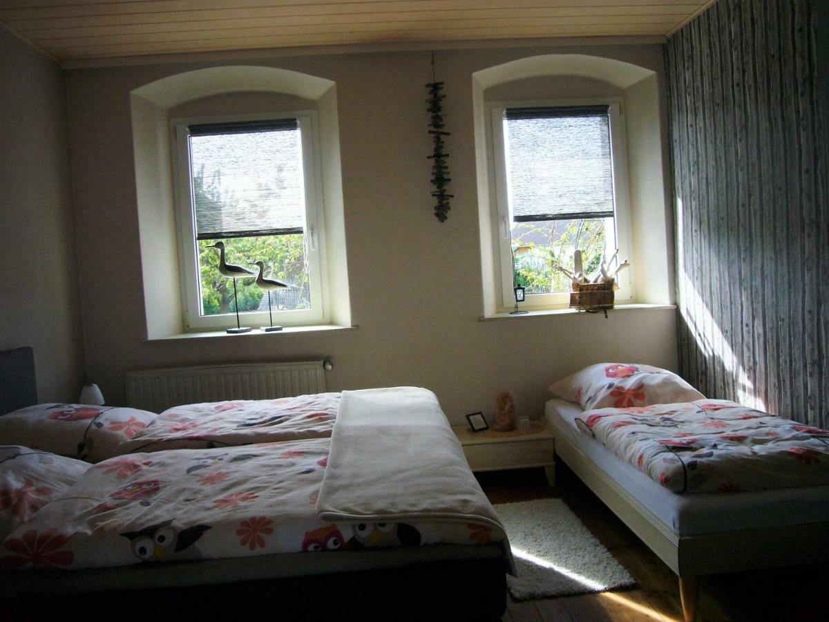 Ferienwohnung Im Alten Schulhaus - Keine Monteure Plech 外观 照片